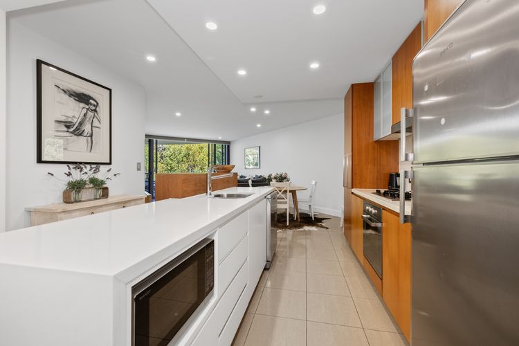 Cotton Beach 97 – Luxurious Mid Floor Apartment