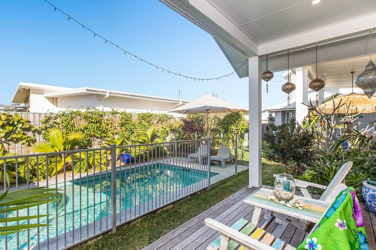 Kia Orana Island Home with Pool