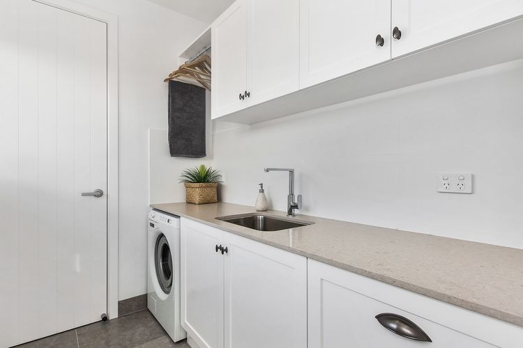 Kia Orana Island Home with Pool