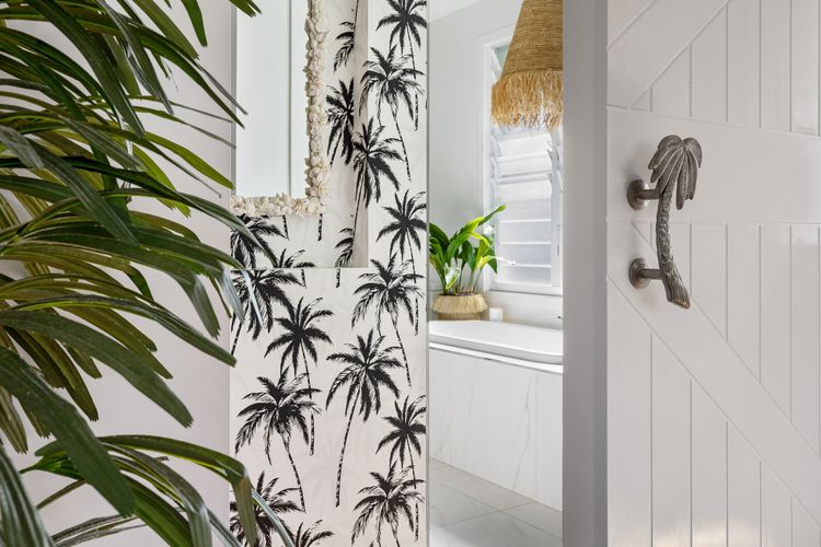 Kia Orana Island Home with Pool