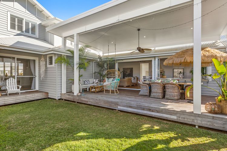 Kia Orana Island Home with Pool