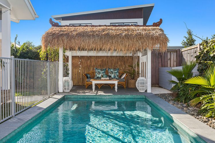 Kia Orana Island Home with Pool