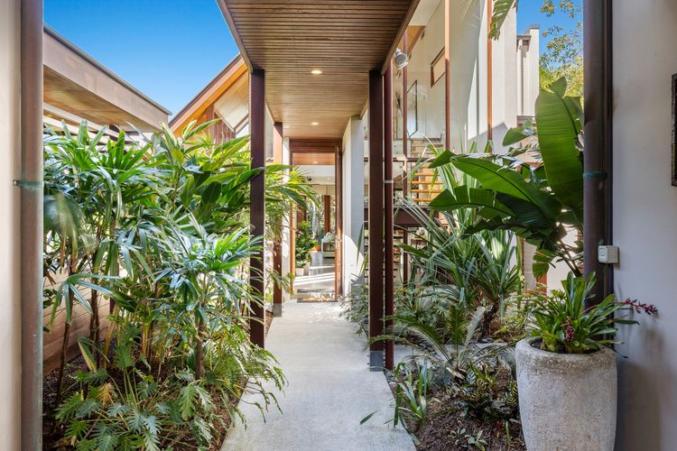 Kingscliff Balinese Beachfront Retreat