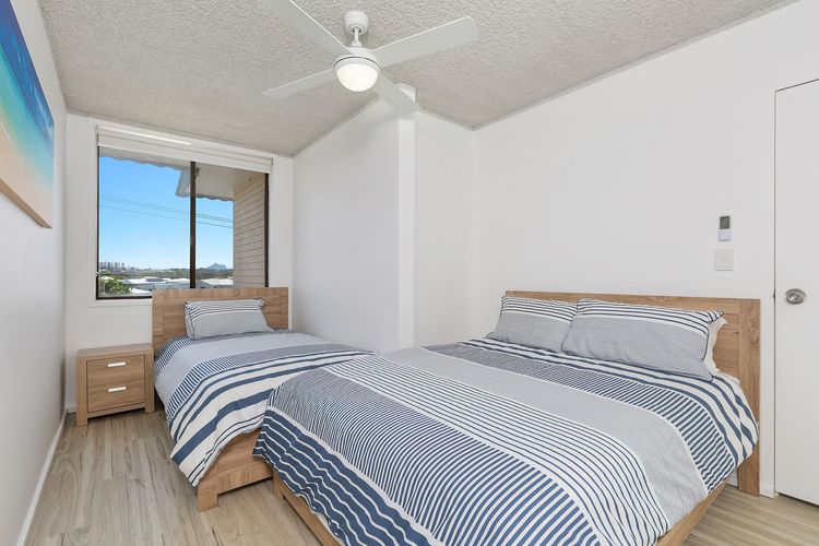 Kingy Beach Getaway with Balcony – Central Kingscliff