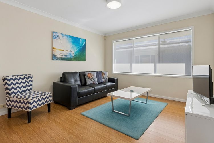 Ocean Blue – 5 Bedroom Pet-Friendly Beachside Home