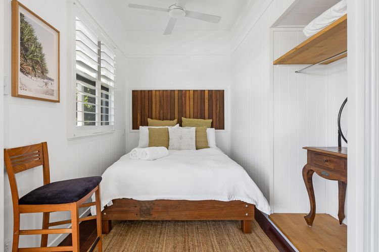 Oceanfront Beach House on Marine