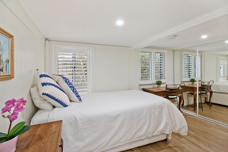 Oceanfront Beach House on Marine