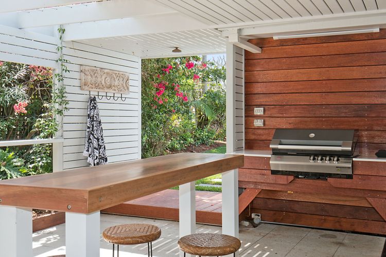 Oceanfront Beach House on Marine