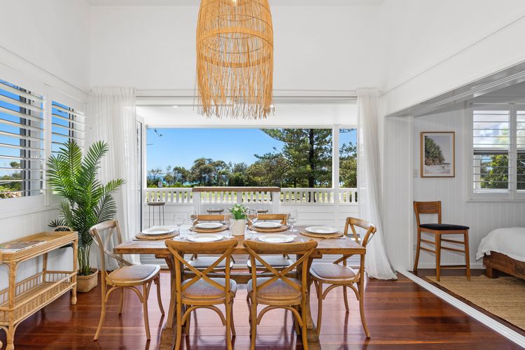 Oceanfront Beach House on Marine