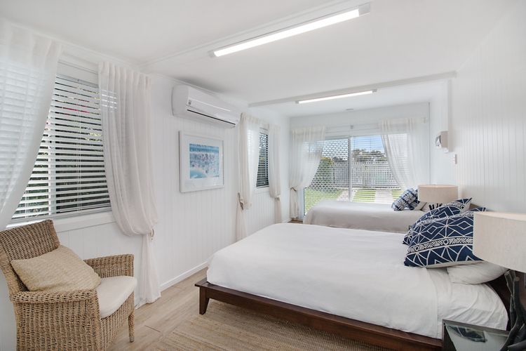 Oceanfront Beach House on Marine