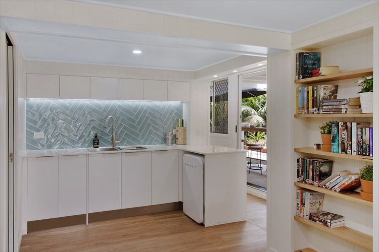 Oceanfront Beach House on Marine