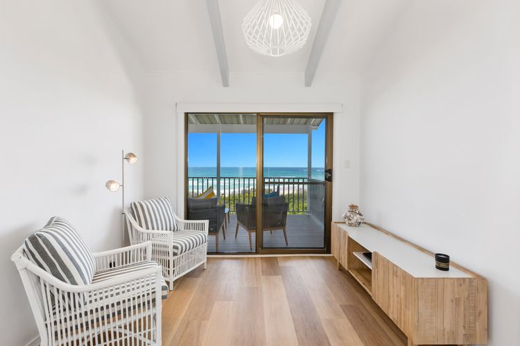 Sandpiper Beachfront House – Hastings Point