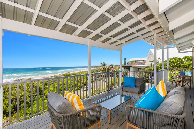 Sandpiper Beachfront House – Hastings Point