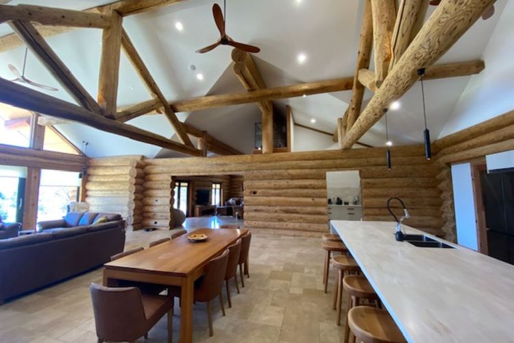 The Log House – Jindabyne