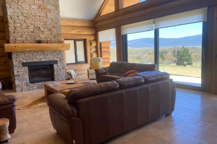 The Log House – Jindabyne