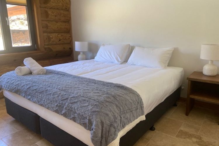 The Log House – Jindabyne