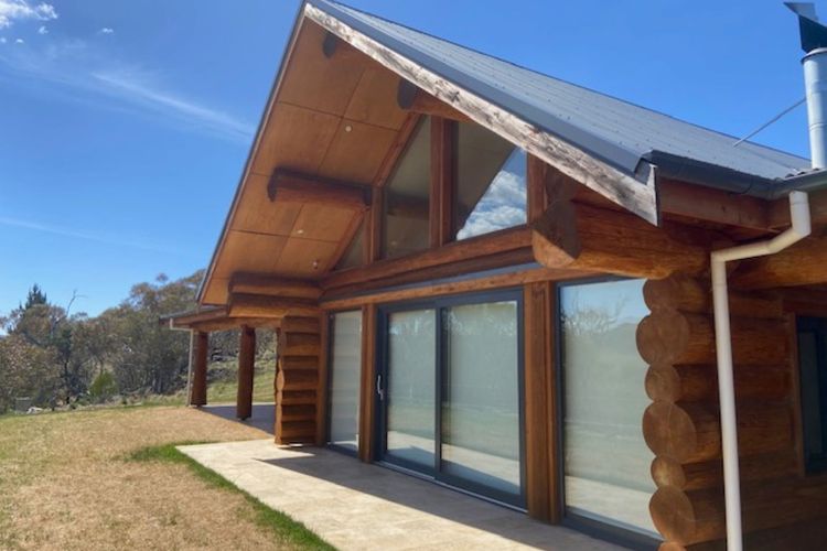 The Log House – Jindabyne