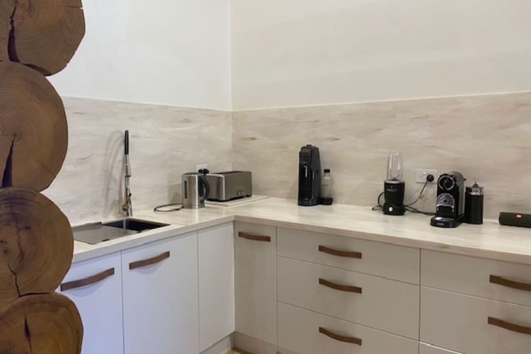 The Log House – Jindabyne