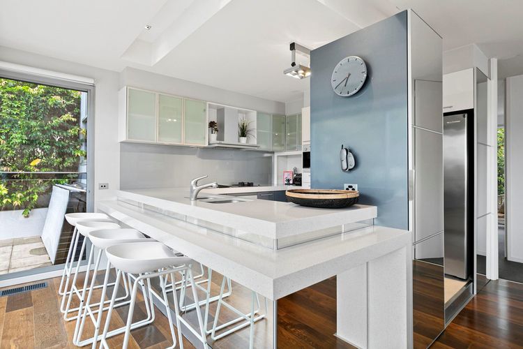 Azure – Absolute Beachfront Luxury, Wifi, Spa
