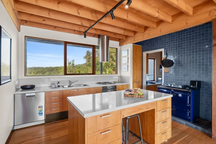 Janacwal – Where Escape Meets Adventure on the Surf Coast