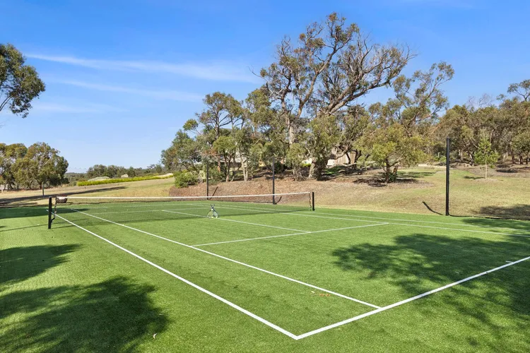 Janacwal – Where Escape Meets Adventure on the Surf Coast