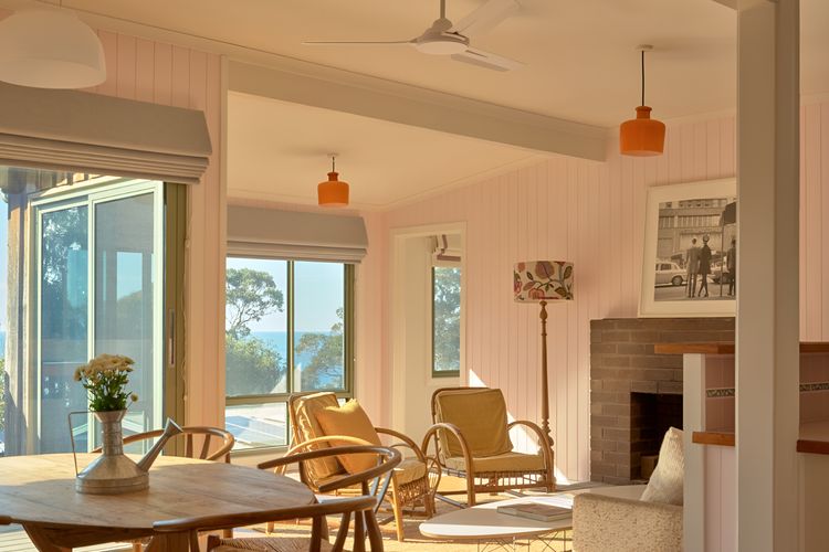 Lay Day House