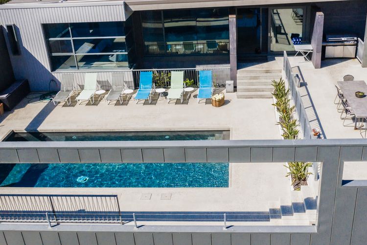 EAGLE POINT – THE BEST AIREYS INLET HAS TO OFFER