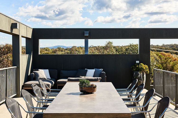 Lounge on the rooftop