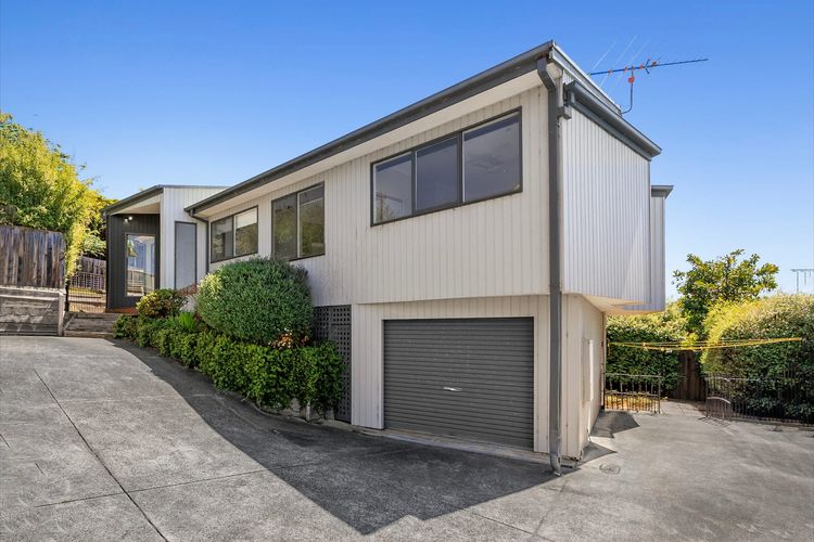 Fairview – Central With A View