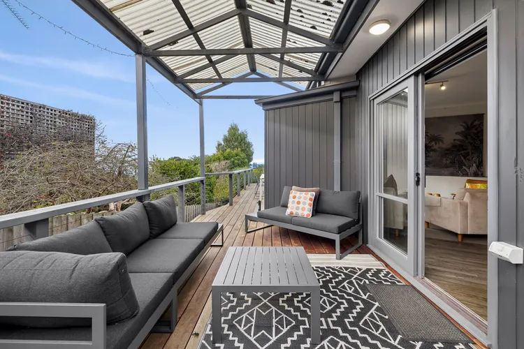 Fairview – Central With A View