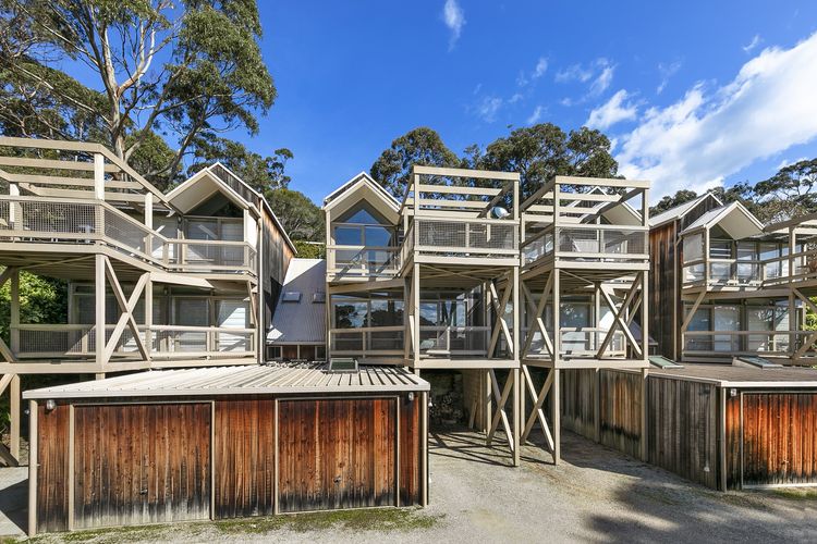 Lorne Lodge