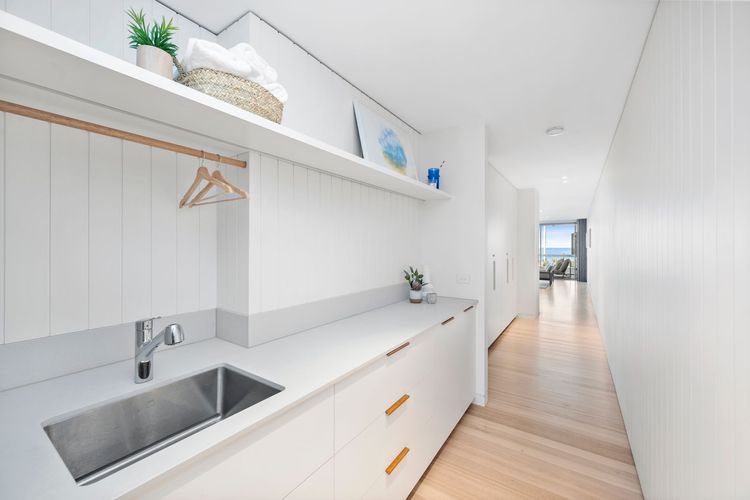 Louttit Bay Apartment 1