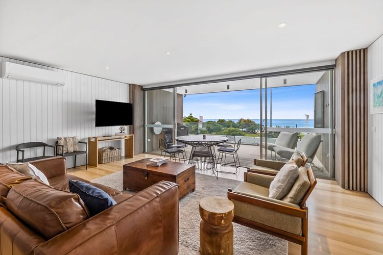 Louttit Bay Apartment 1