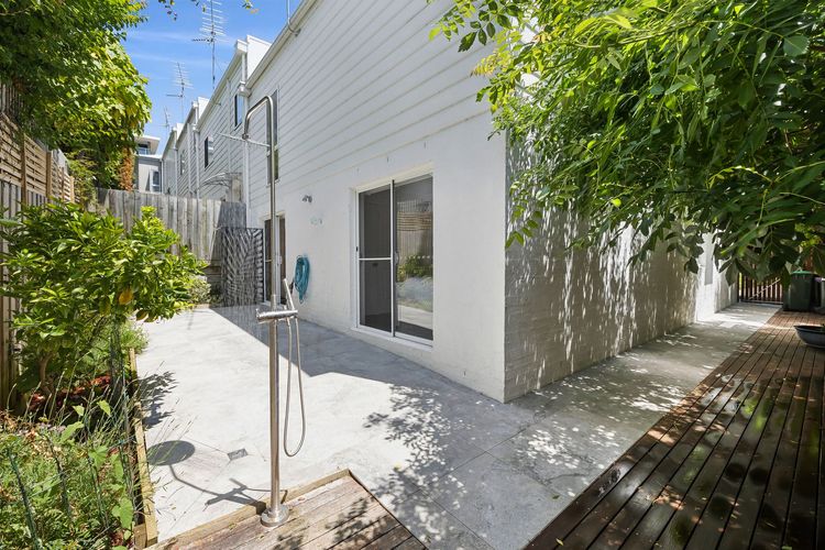 Luxury Lorne