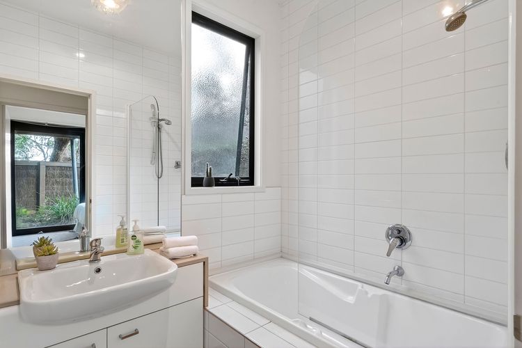 Ocean View Treetops Retreat