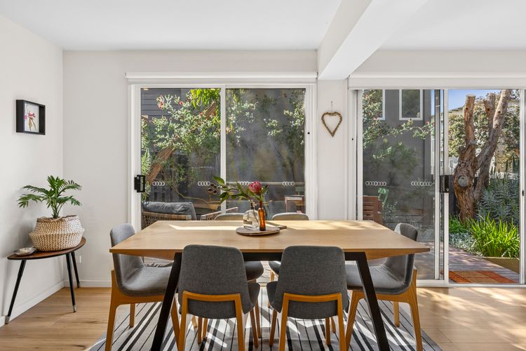 Point Roadknight Paradise