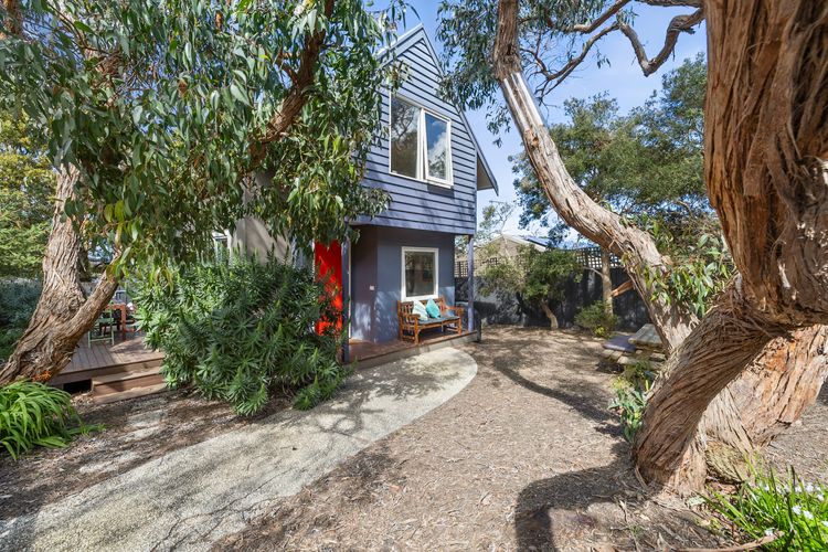 Point Roadknight Paradise