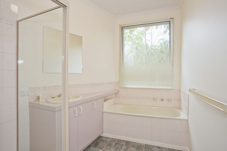 Seabreeze – Central Lorne