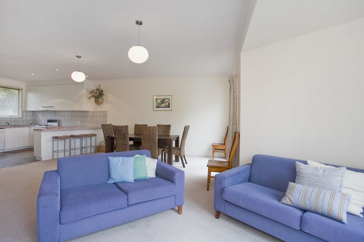 Seabreeze – Central Lorne