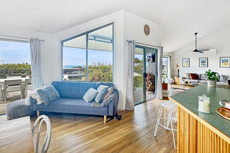 SeaEsta – Modern Beachside Escape in Tranquil North Lorne