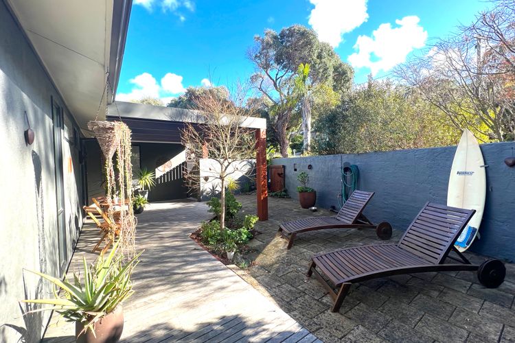 SeaEsta – Modern Beachside Escape in Tranquil North Lorne