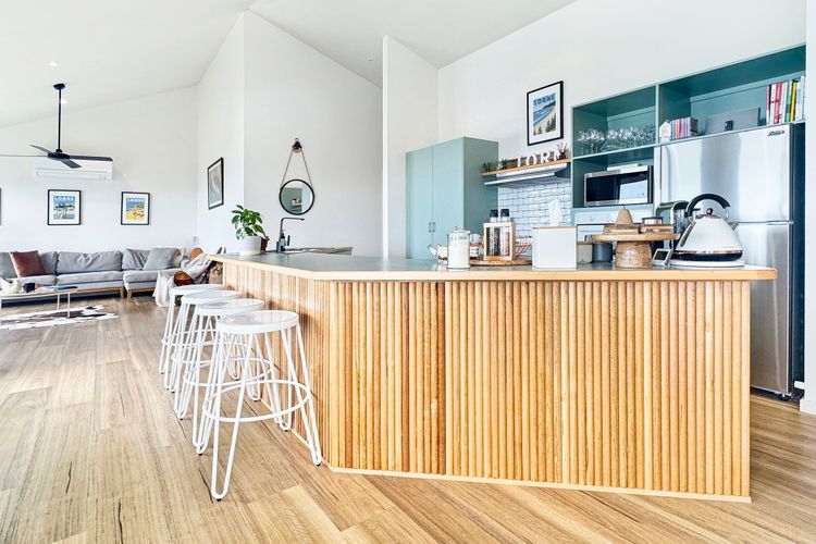 SeaEsta – Modern Beachside Escape in Tranquil North Lorne