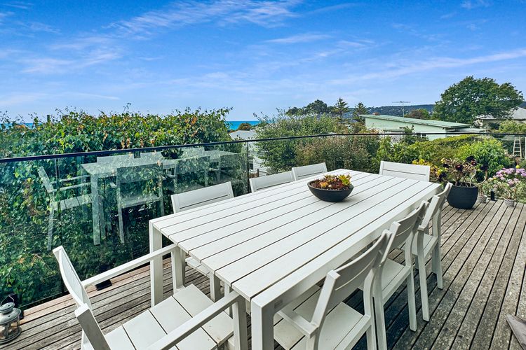 SeaEsta – Modern Beachside Escape in Tranquil North Lorne