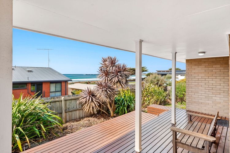 Sea-Esta – Room For All The Family