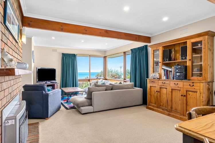 Sea-Esta – Room For All The Family