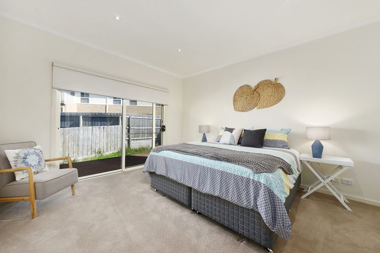 Seaview on Seaview – Exceptional & Spacious With Sensational Views