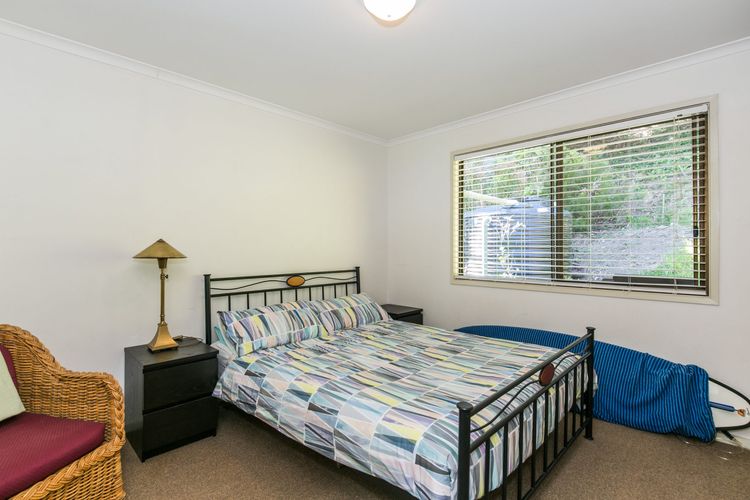 Shorebreak – Listen To The Waves