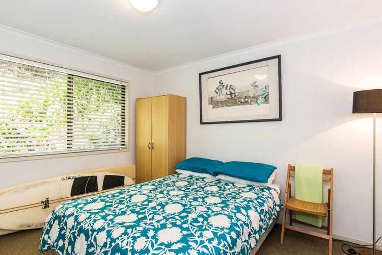 Shorebreak – Listen To The Waves