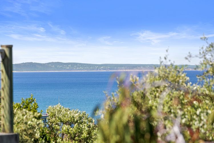 Silver Birches – Stroll To Town