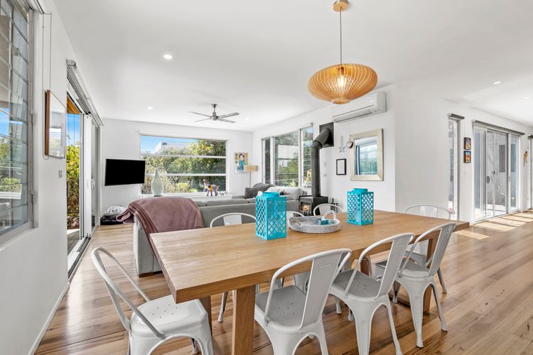 Sirocco – Recently renovated, Roof Top Deck And Pet Friendly in Aireys Inlet
